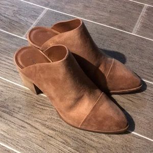 REPORT brand new Slip on mule